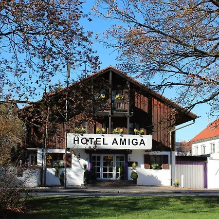 Amiga Messe 酒店 3*