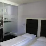 Amiga Messe Hotel 3*