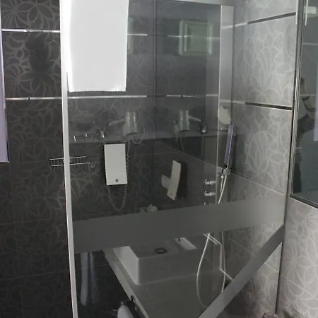 Amiga Messe Hotell 3*