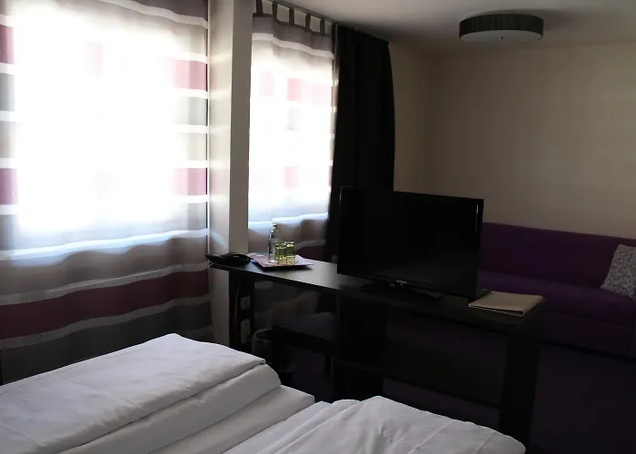 Hotel Amiga Messe 3*